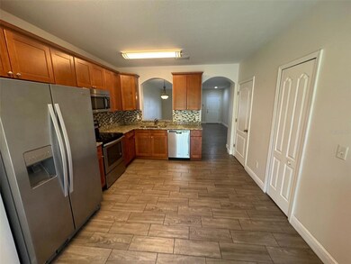 15926 Fishhawk Creek Ln, Lithia, FL 33547 - photo 4