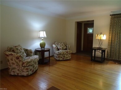 Front entry has adjacent coat closet