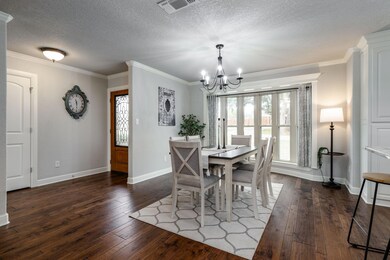 317 Granada Calle St, Granbury, TX 76049 - photo 5