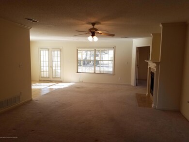 Fairway living rm