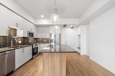 Pullman at Gulch Union unit A5 (A), Nashville, TN 37203 - photo 4