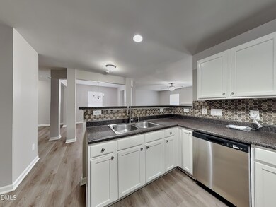 1609 Extine Ln, Raleigh, NC 27610 - photo 5