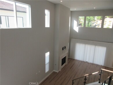 20601 W Hummingbird Ct, Porter Ranch, CA 91326 - photo 7