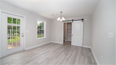 502 White St, Shelbyville, TN 37160 - photo 7