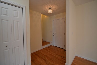 94 Millers Farm Dr unit 94, Rochester, NH 03868 - photo 7
