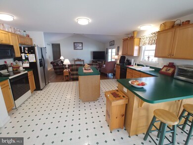 3840 Mountain Shadow Cir, Fayetteville, PA 17222 - photo 6