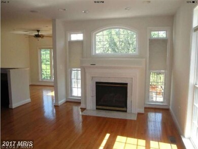 9963 Cyrandall Dr, Oakton, VA 22124 - photo 5