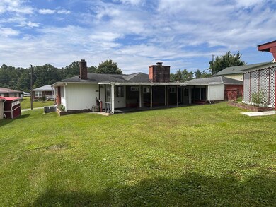 160 Riner Ave, Oak Hill, WV 25901 - photo 6