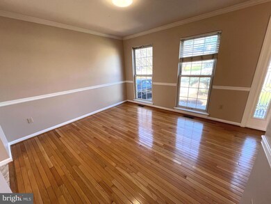 11242 Minstrel Tune Dr, Germantown, MD 20876 - photo 7