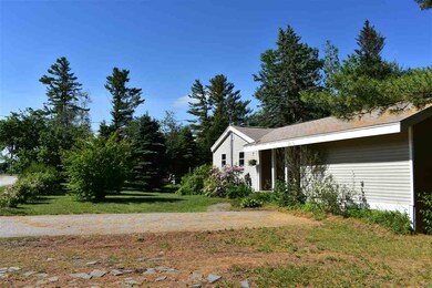 7 Crescent St, Plymouth, NH 03264 - photo 2