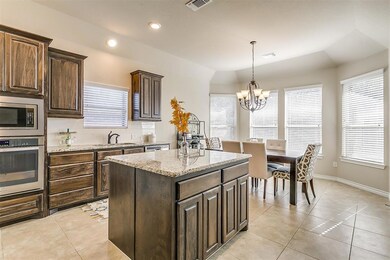 1525 Grassy Meadows Dr, Joshua, TX 76058 - photo 6