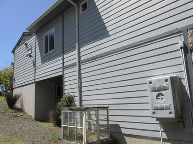 2246 SW Coast Ave, Lincoln City, OR 97367 - photo 5