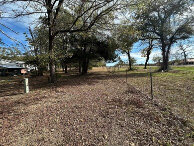 147 Private Road 5001, Groesbeck, TX 76642 - photo 3