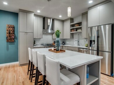 2208 Lola Ct, Dallas, TX 75206 - photo 3