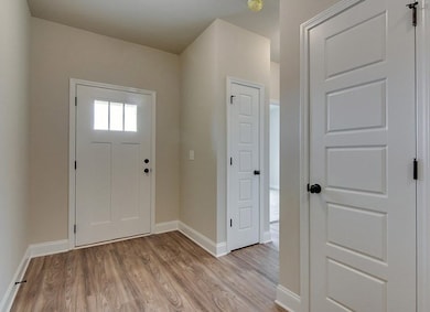 109 Burberry Cir, Greenwood, SC 29646 - photo 7