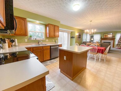 320 Victor Dr, Circleville, OH 43113 - photo 6