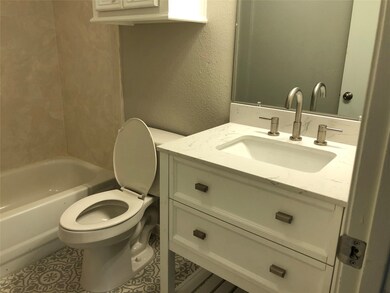 1111 Summit Dr, Tomball, TX 77375 - photo 6