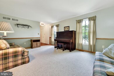 4 Grove Creek Cir, Smithsburg, MD 21783 - photo 7