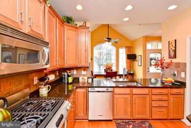 7275 Pebble Creek Dr, Elkridge, MD 21075 - photo 4