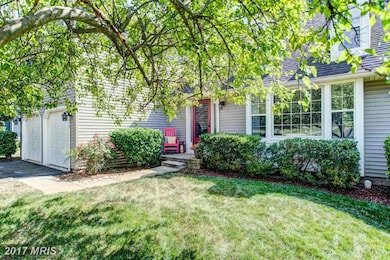 3010 Emerald Chase Dr, Herndon, VA 20171 - photo 2