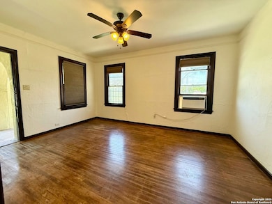810 W Craig Place unit 103, San Antonio, TX 78212 - photo 3