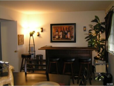 151 Johnson Ct, Whitehall, PA 18052 - photo 5