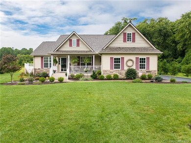 627 Clear Creek Rd, Hendersonville, NC 28792 - photo 2