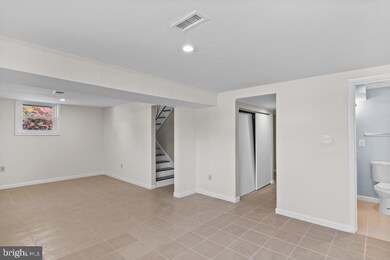 601 Sisalbed Ct, Capitol Heights, MD 20743 - photo 5