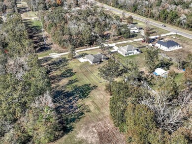 231 Joshua Ln, Lufkin, OK 74904 - photo 3