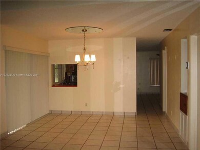 unlisted-address, Davie, FL 33325 - photo 6