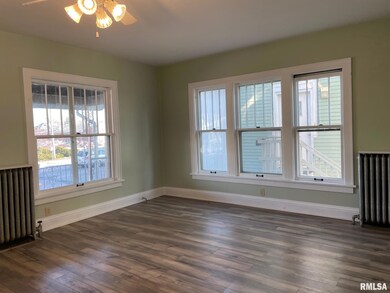 2105 16th St, Moline, IL 61265 - photo 4