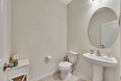 3802 Eastbury Ln, Pearland, TX 77584 - photo 6