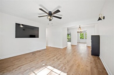 339 N Bissell Rd, Aurora, OH 44202 - photo 7