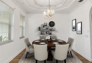 Virtually staged dining room
