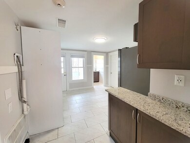 21 Cross St unit 2R, South Grafton, MA 01560 - photo 7