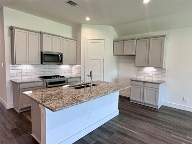 13721 Rising Sun Ln, Conroe, TX 77384 - photo 4