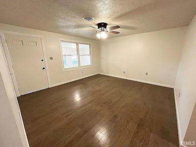 2983 N Murphy Ln, Warsaw, IN 46582 - photo 5