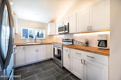 02-303 Badger St