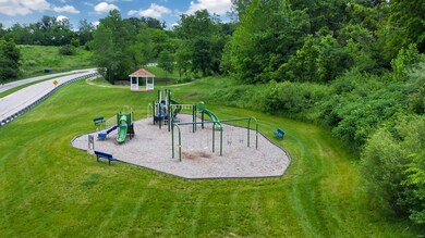 1188 Horsetail Woods Ct, Caseyville, IL 62232 - photo 2