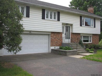 3104 E Old State Rd, Schenectady, NY 12303 - photo 4