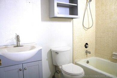 6513 S 29th West Place, Tulsa, OK 74132 - photo 7