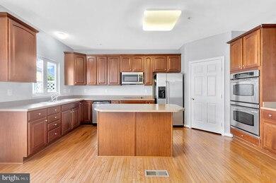 9419 Manor Forge Way, Owings Mills, MD 21117 - photo 5