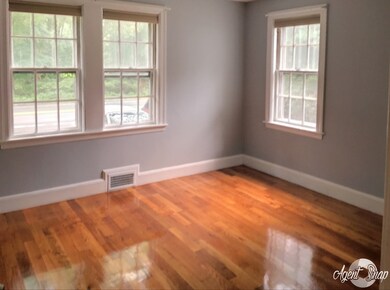 1096 Furnace Brook Pkwy, Quincy, MA 02169 - photo 5
