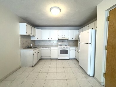 6 Mclean Place unit 5, Cambridge, MA 02140 - photo 2