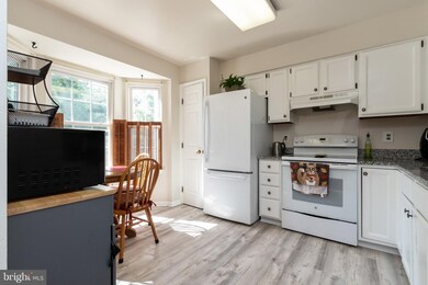 110 Hackley Ct, Purcellville, VA 20132 - photo 7