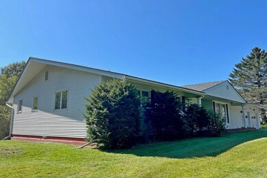 94 Jackson Ave, Rutland, VT 05701 - photo 3