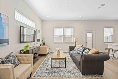 1st Floor Living Room