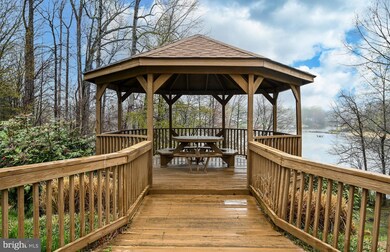 15766 Widewater Dr, Dumfries, VA 22025 - photo 3