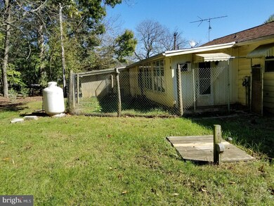 829 Hilltop Rd, Myerstown, PA 17067 - photo 2