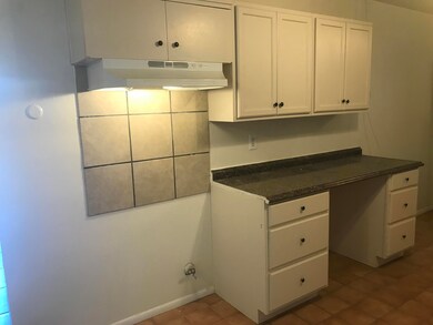 7827 Broadway Dr, El Paso, TX 79915 - photo 3